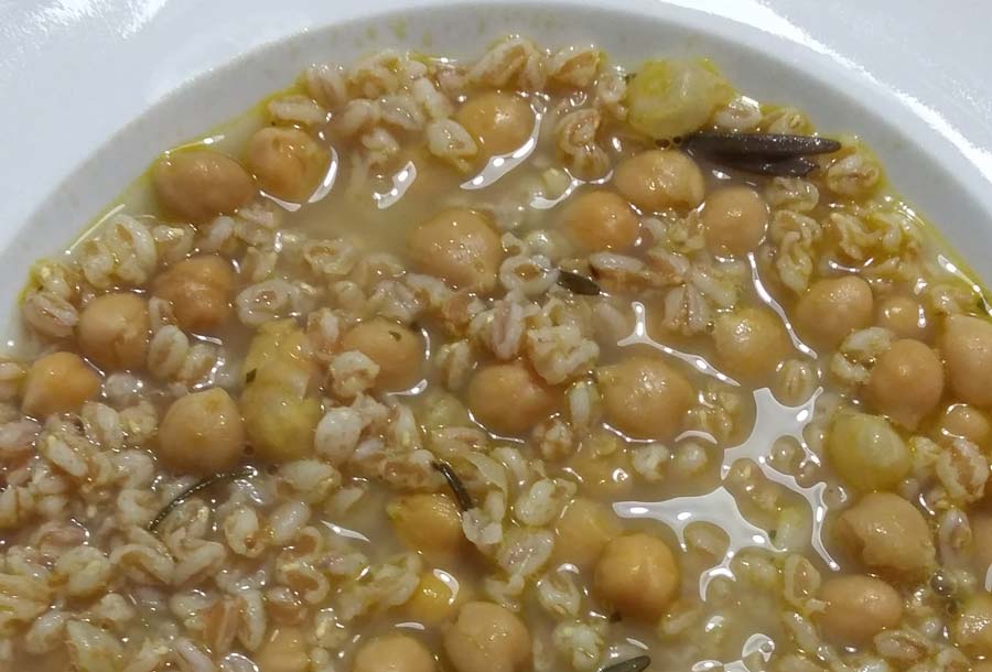 Ricetta Zuppa Di Ceci E Farro